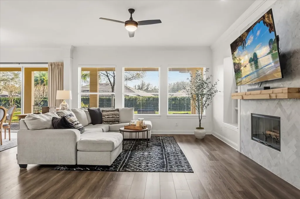 25612 Hawks Run Lane Sorrento FL 32776