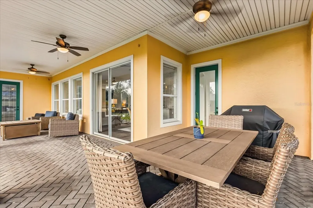 25612 Hawks Run Lane Sorrento FL 32776