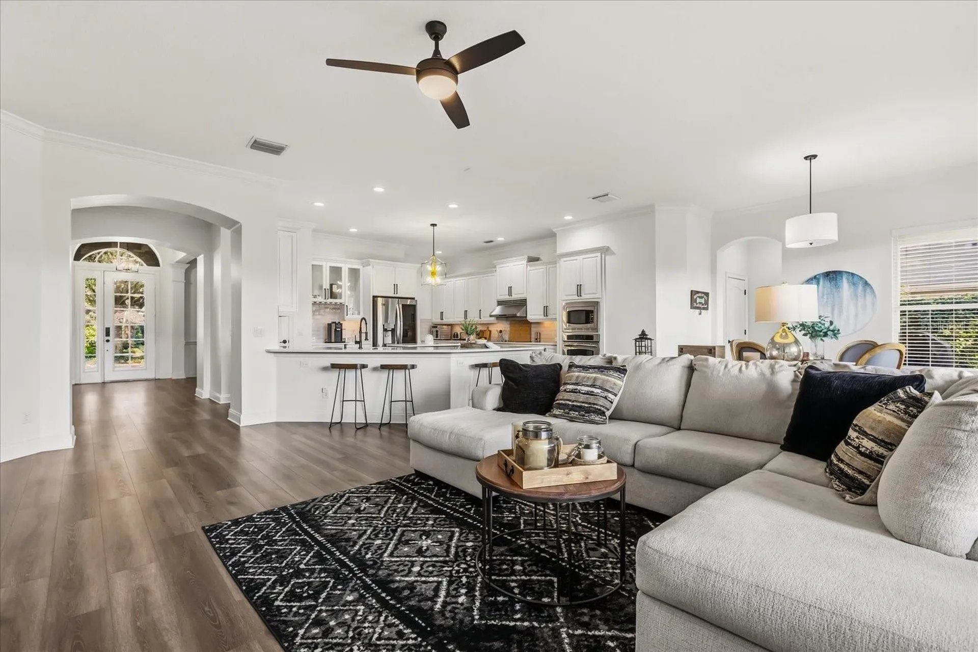25612 Hawks Run Lane Sorrento FL 32776