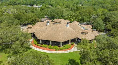 25612 Hawks Run Lane Sorrento FL 32776