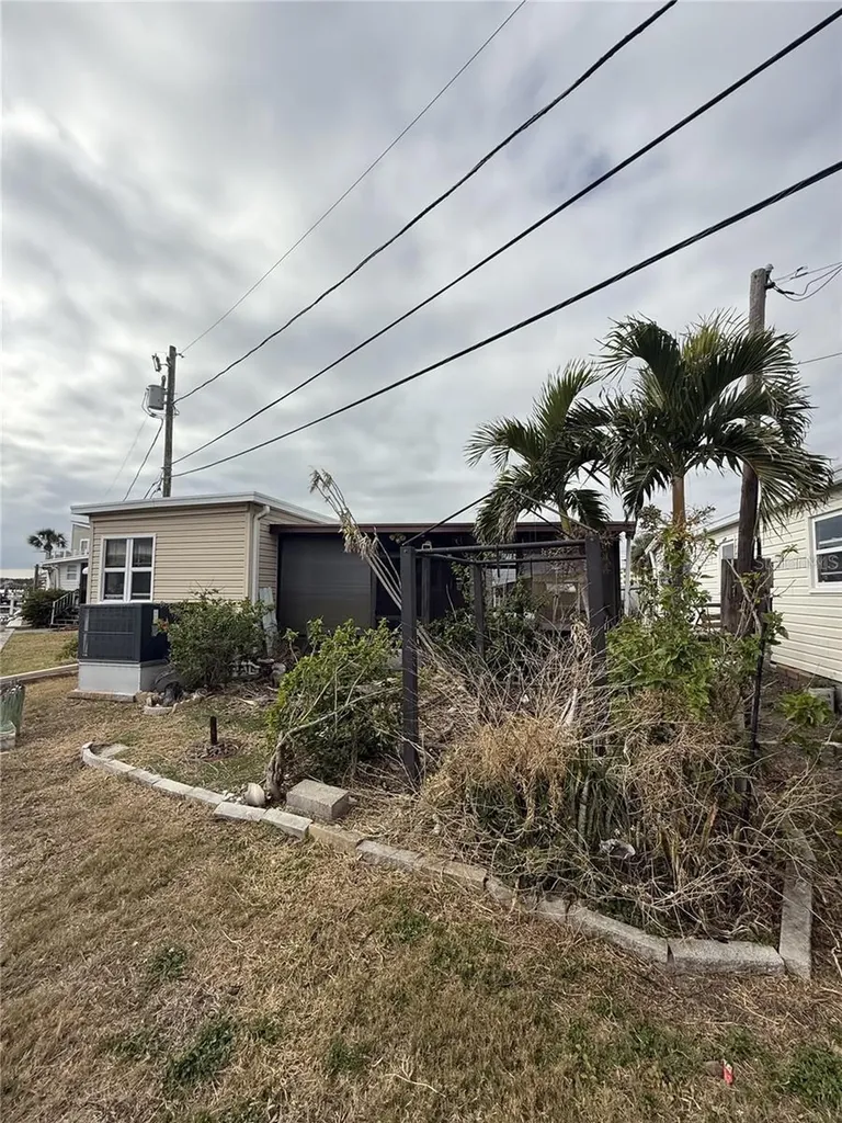 8780 43rd Avenue N St Petersburg FL 33709