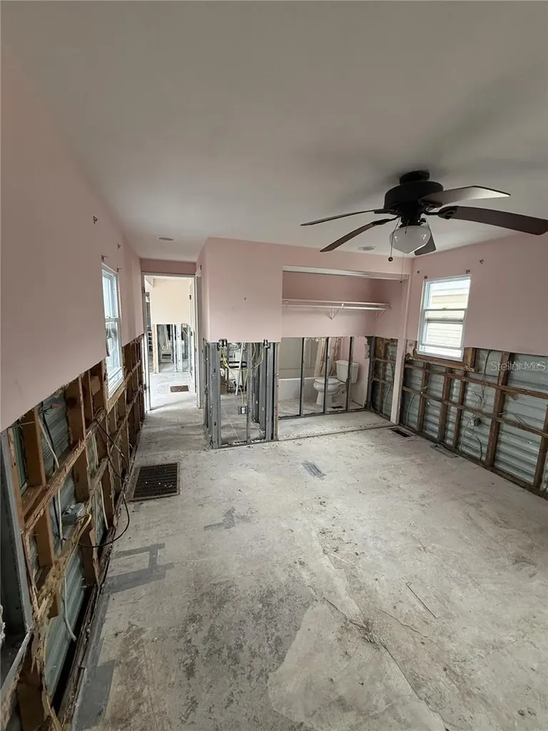 8780 43rd Avenue N St Petersburg FL 33709