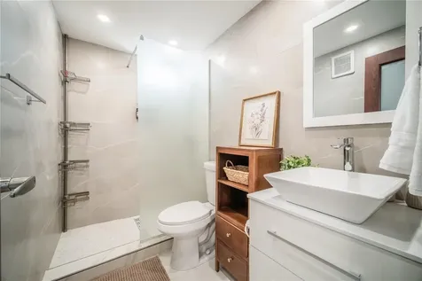 T2 Cond Isleta Marina Fajardo PR 00738