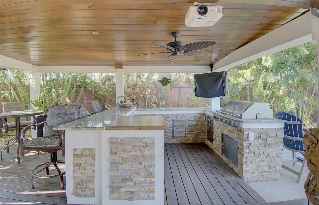 707 Pruitt Drive Madeira Beach FL 33708