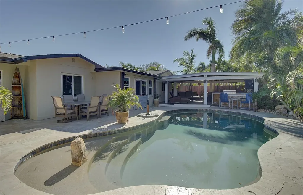 707 Pruitt Drive Madeira Beach FL 33708