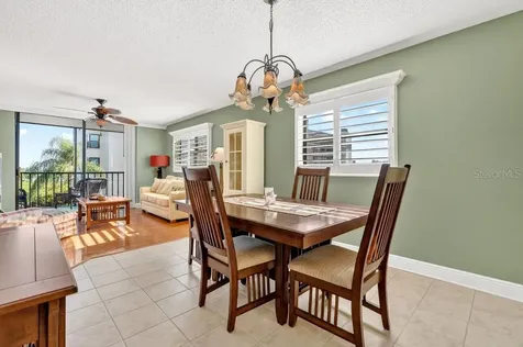 1328 Pasadena Avenue S South Pasadena FL 33707
