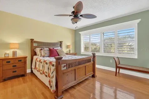1328 Pasadena Avenue S South Pasadena FL 33707
