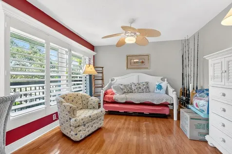 1328 Pasadena Avenue S South Pasadena FL 33707