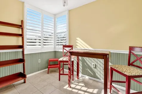 1328 Pasadena Avenue S South Pasadena FL 33707