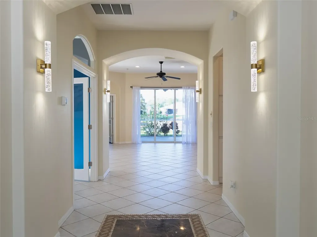 4103 61st Avenue E Bradenton FL 34203