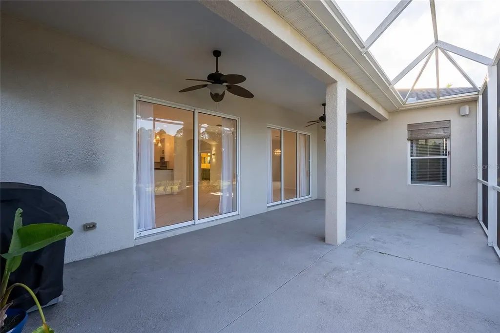 4103 61st Avenue E Bradenton FL 34203