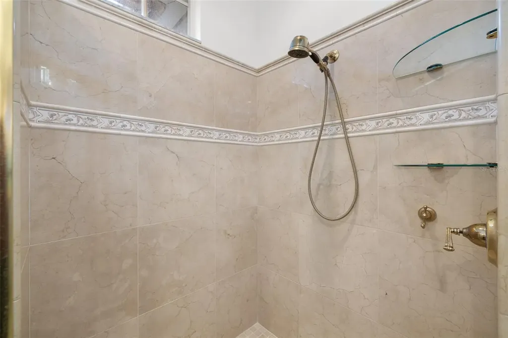 4906 Willow Ridge Terrace Valrico FL 33596