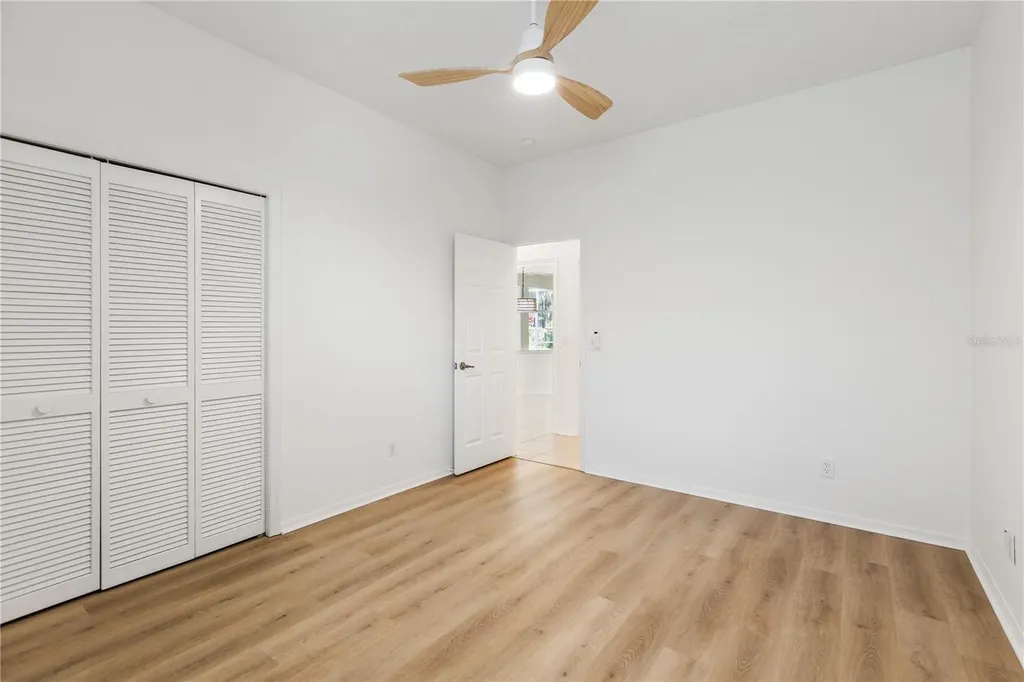 4906 Willow Ridge Terrace Valrico FL 33596
