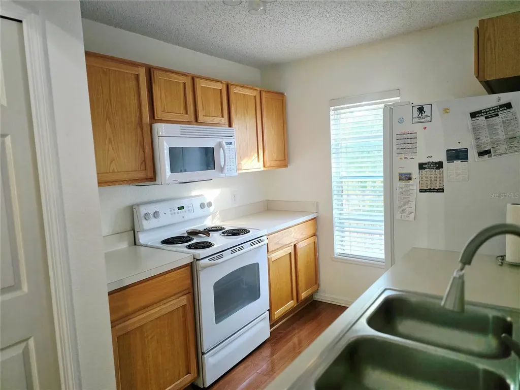 4607 Ashburn Square Drive Tampa FL 33610