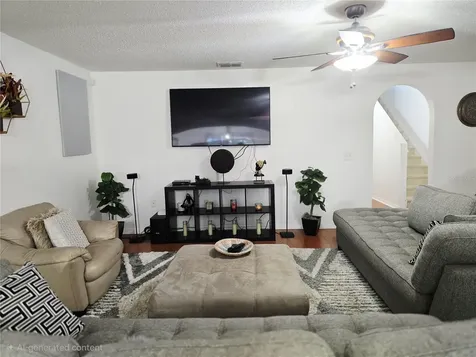 4607 Ashburn Square Drive Tampa FL 33610