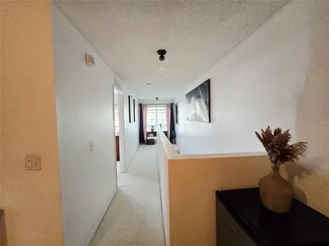 4607 Ashburn Square Drive Tampa FL 33610