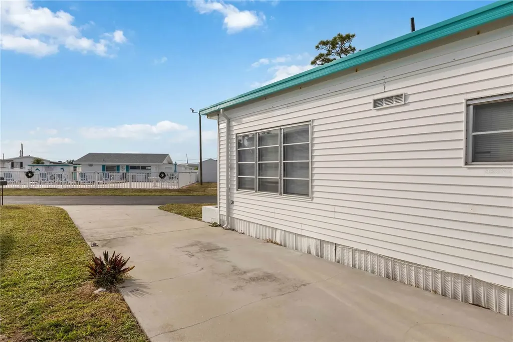 239 Inner Drive E Venice FL 34285