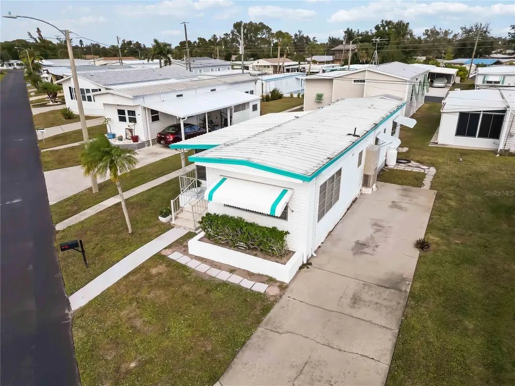 239 Inner Drive E Venice FL 34285