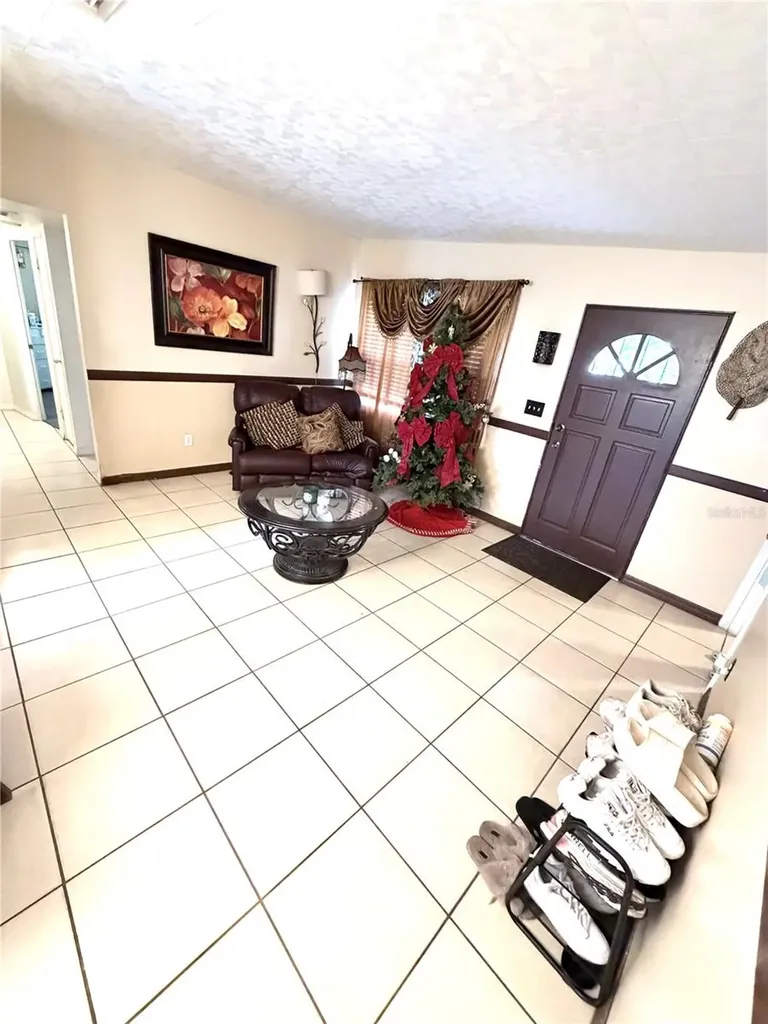 7326 Sheffield Road Tampa FL 33615