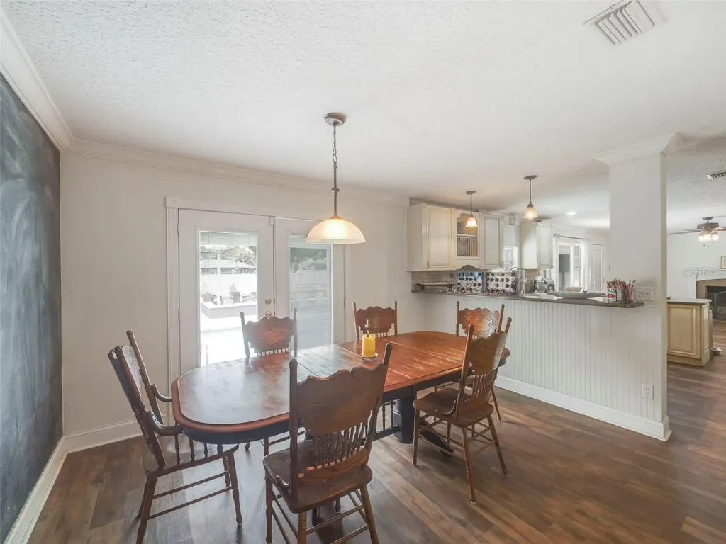 408 Monticello Drive Altamonte Springs FL 32701