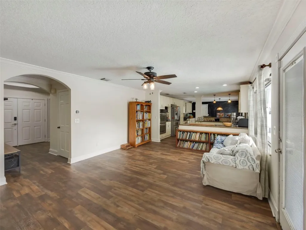 408 Monticello Drive Altamonte Springs FL 32701