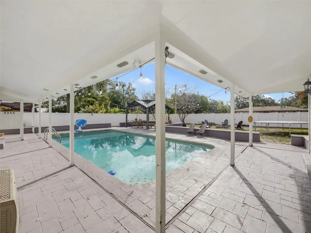 408 Monticello Drive Altamonte Springs FL 32701