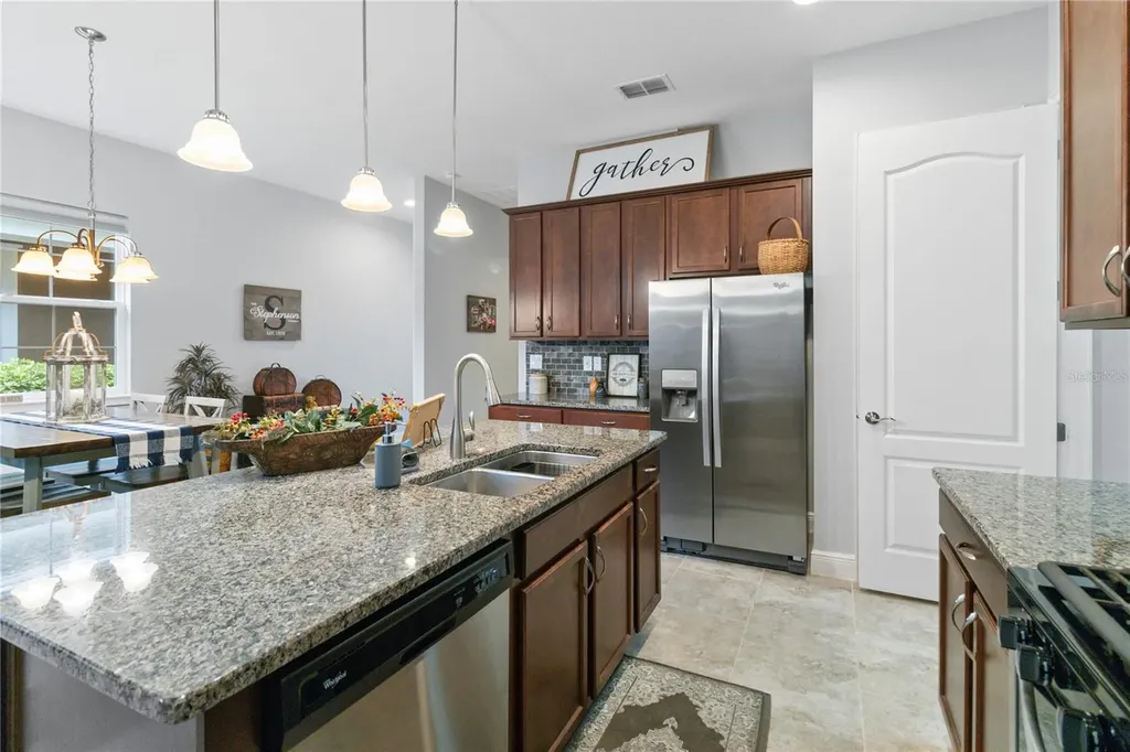 2487 Yellow Brick Road St Cloud FL 34772