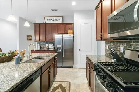 2487 Yellow Brick Road St Cloud FL 34772