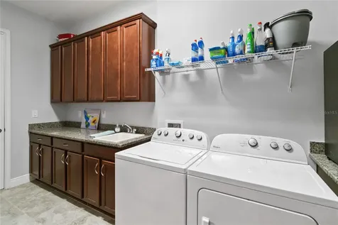 2487 Yellow Brick Road St Cloud FL 34772