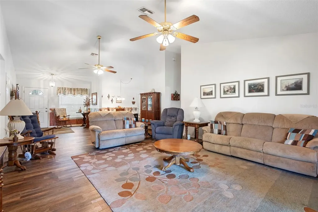 10320 Bumblebee Lane Leesburg FL 34788