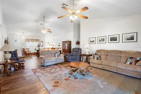 10320 Bumblebee Lane Leesburg FL 34788