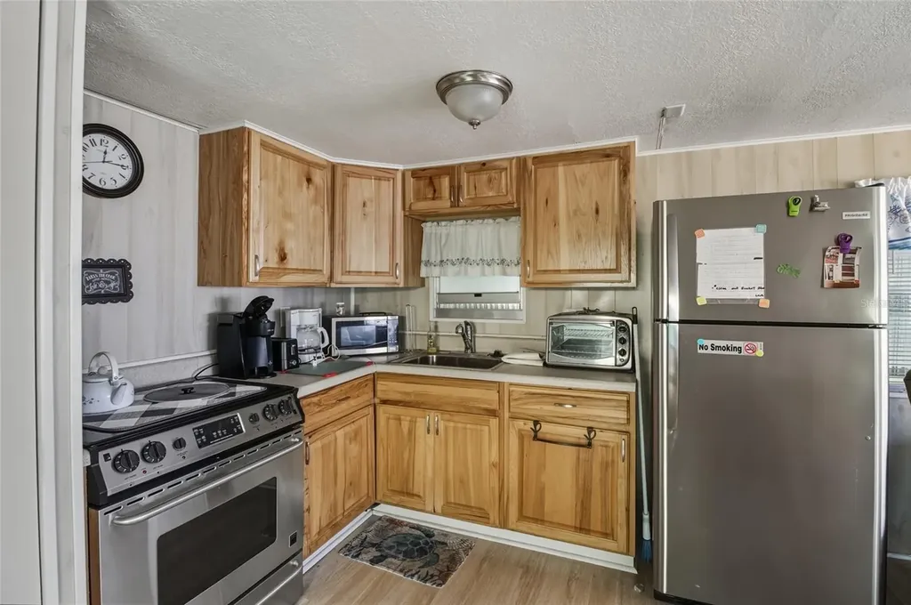 12766 Seminole Boulevard Largo FL 33778