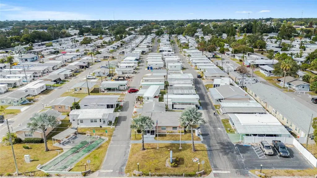 12766 Seminole Boulevard Largo FL 33778