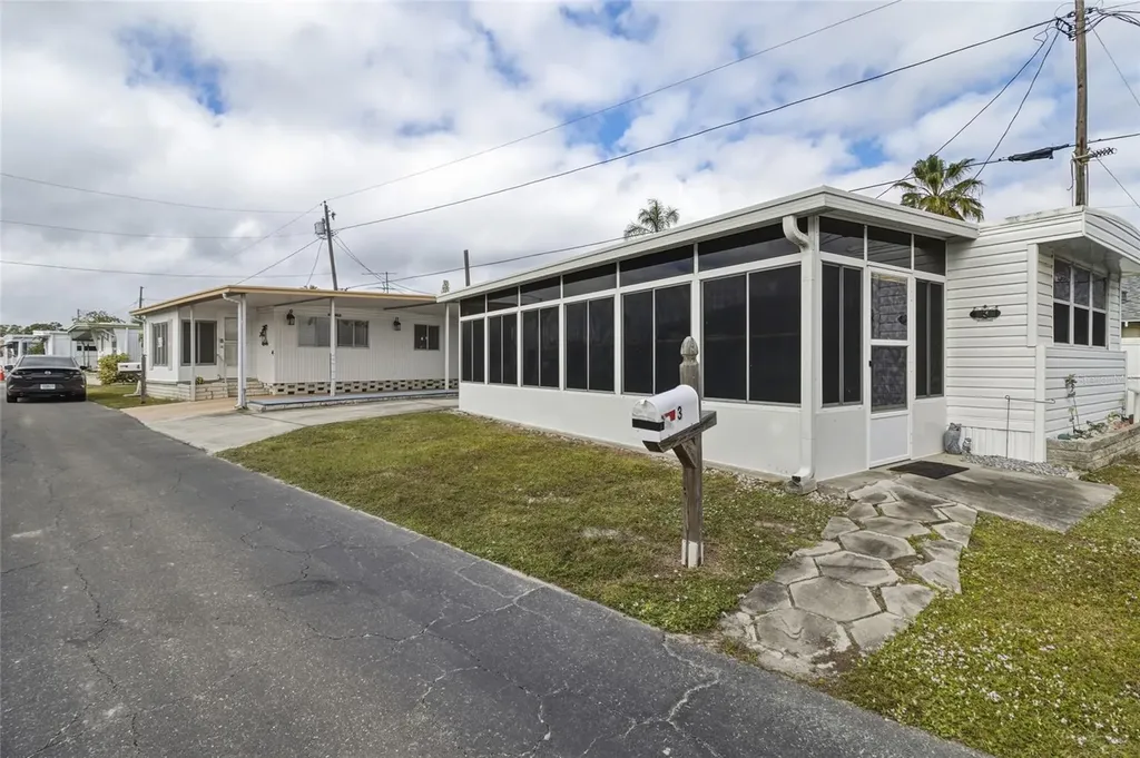 12766 Seminole Boulevard Largo FL 33778