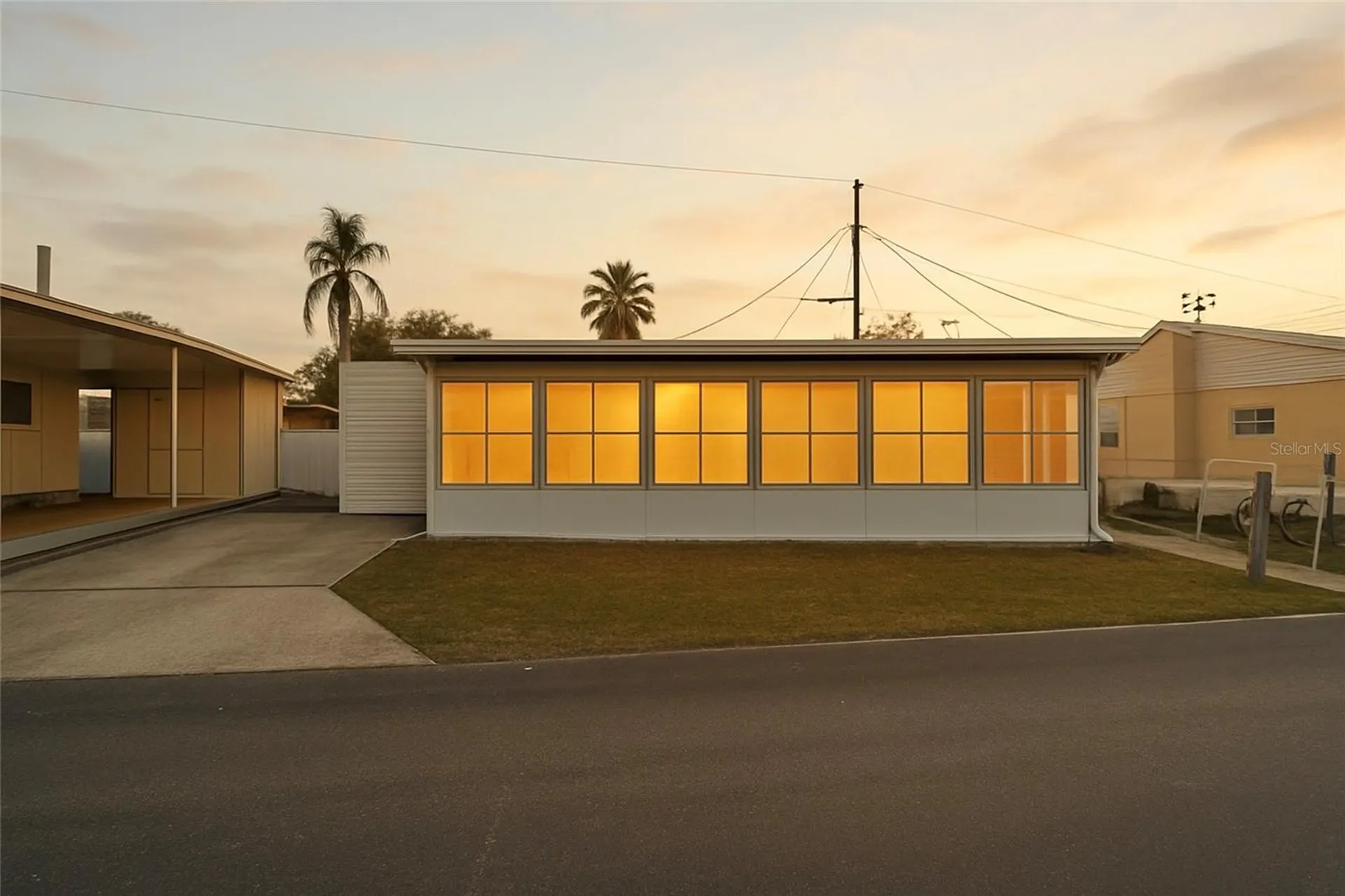 12766 Seminole Boulevard Largo FL 33778