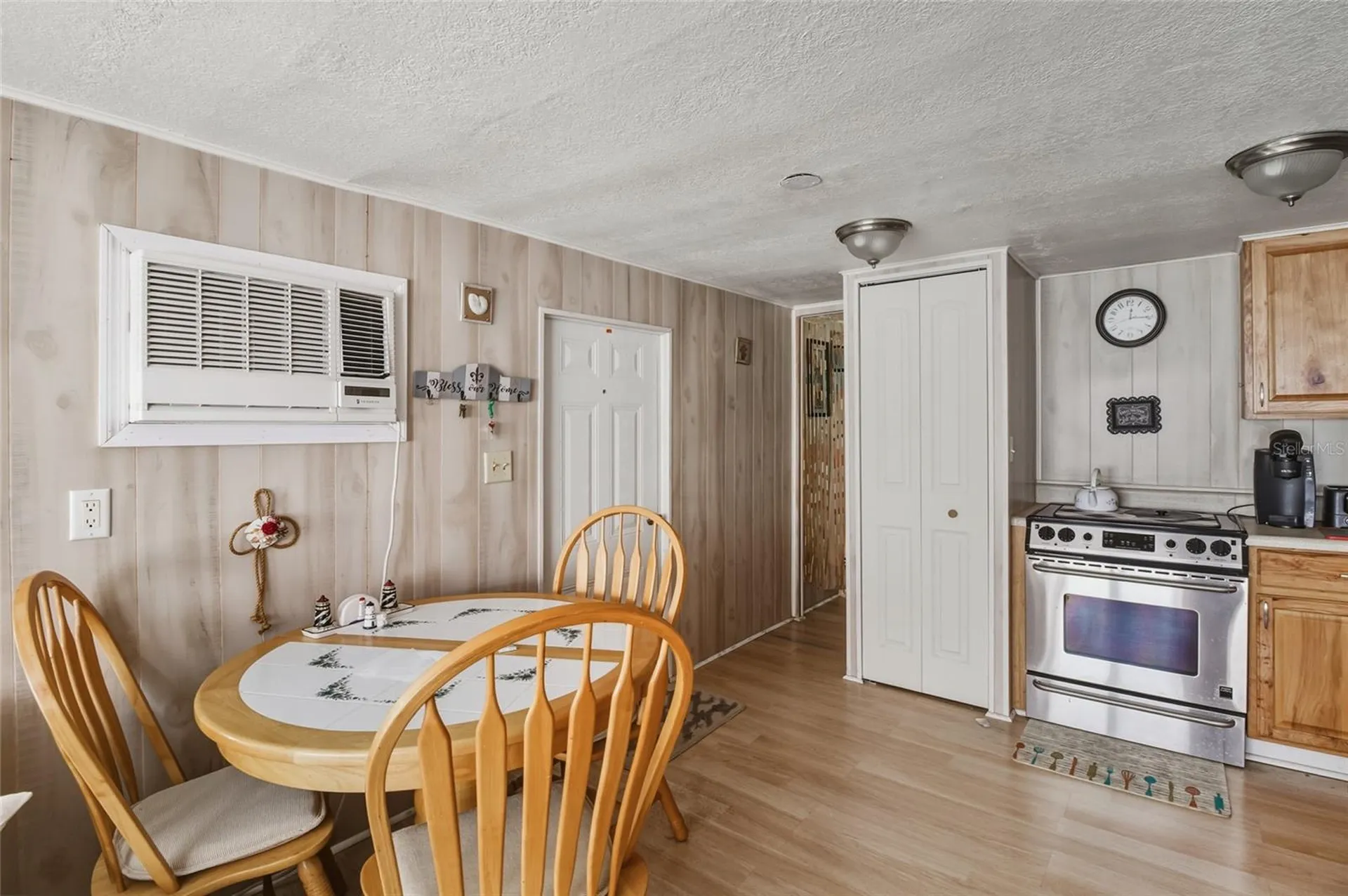 12766 Seminole Boulevard Largo FL 33778