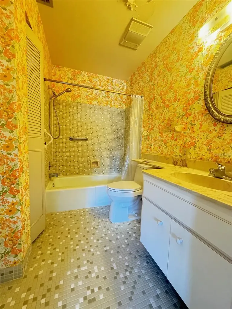 210 Elliot Avenue Sarasota FL 34232