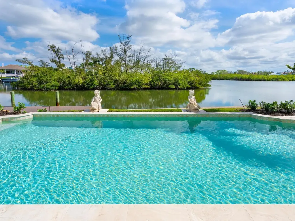 4205 Higel Avenue Sarasota FL 34242