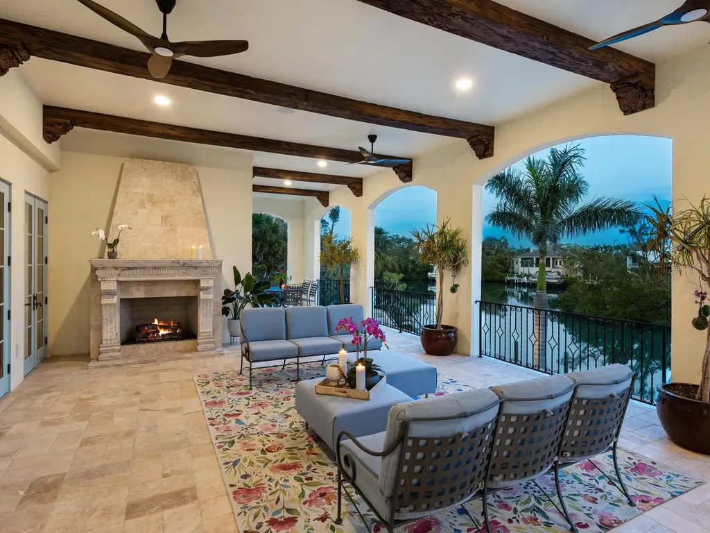4205 Higel Avenue Sarasota FL 34242