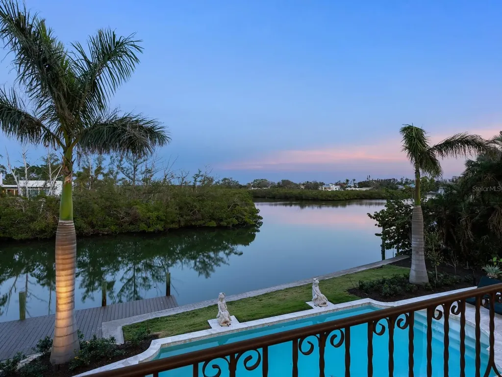 4205 Higel Avenue Sarasota FL 34242