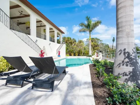 4205 Higel Avenue Sarasota FL 34242