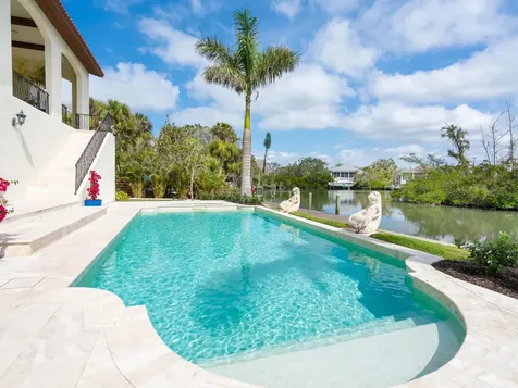 4205 Higel Avenue Sarasota FL 34242