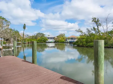 4205 Higel Avenue Sarasota FL 34242