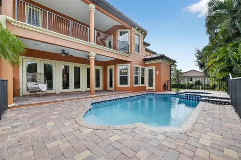 5910 La Rosa Lane Apollo Beach FL 33572