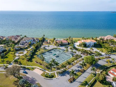 5910 La Rosa Lane Apollo Beach FL 33572