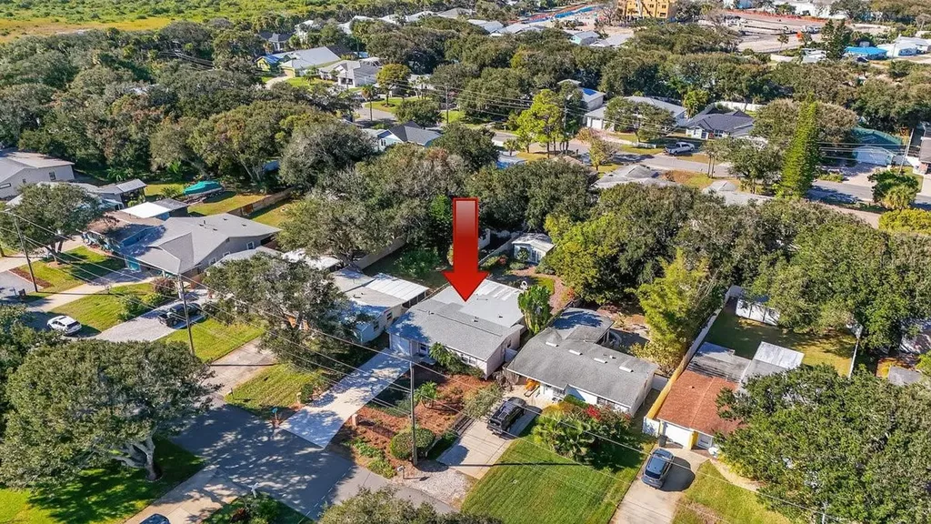 810 E 9th Avenue New Smyrna Beach FL 32169