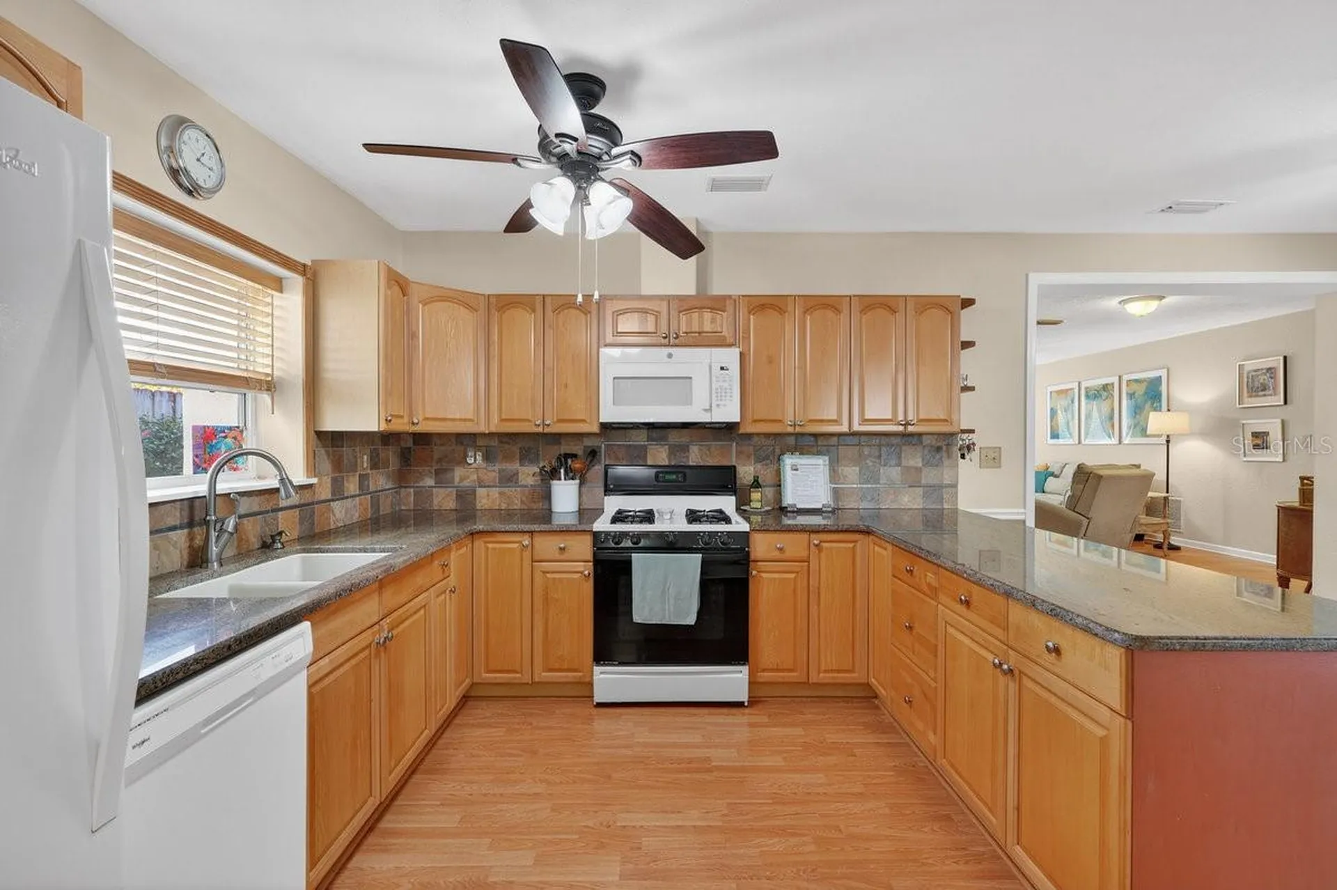810 E 9th Avenue New Smyrna Beach FL 32169