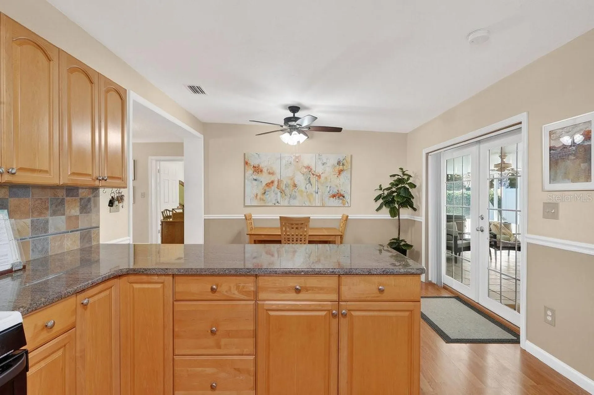 810 E 9th Avenue New Smyrna Beach FL 32169