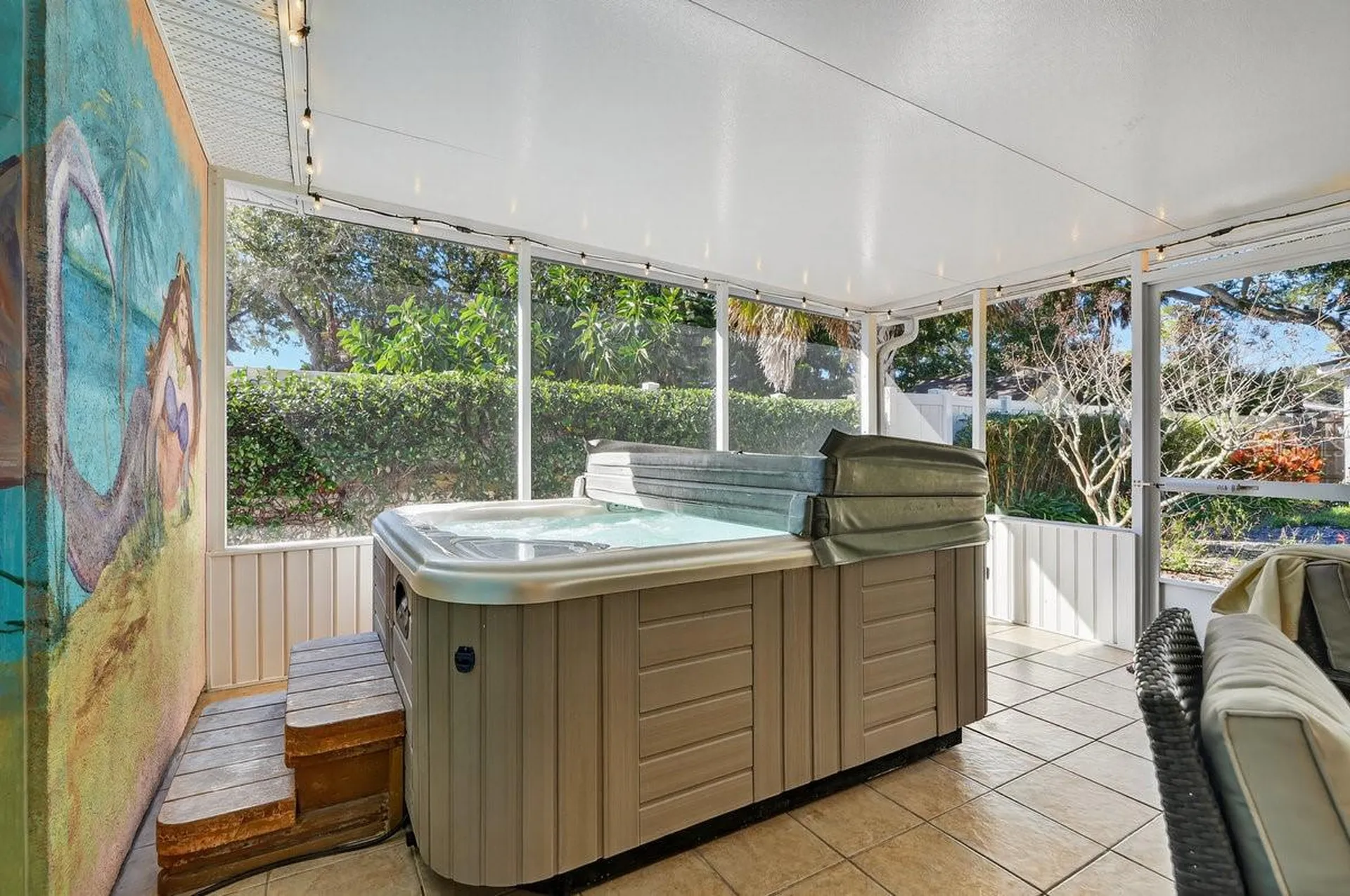 810 E 9th Avenue New Smyrna Beach FL 32169