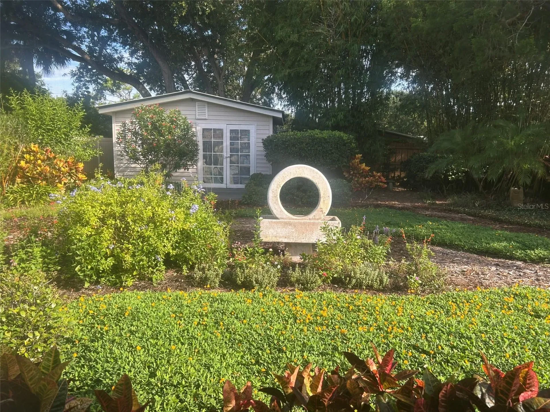 810 E 9th Avenue New Smyrna Beach FL 32169